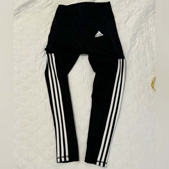 Adidas Aeroready Black Climate Leggings. Size Small black w/pocket - Picture 2 of 9